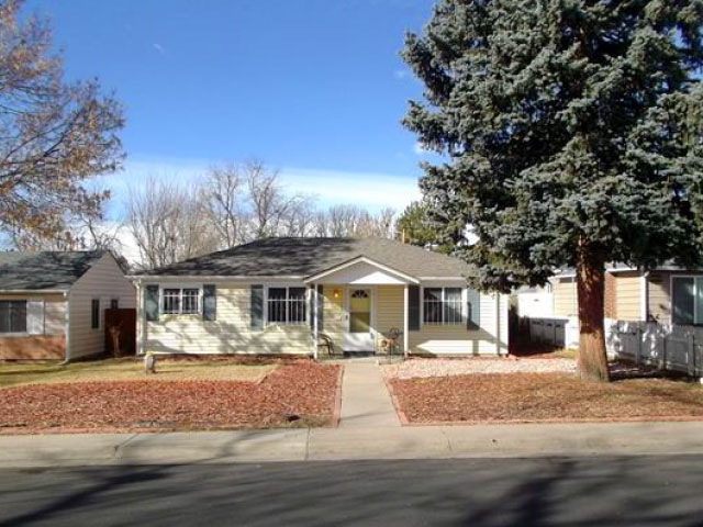 Remodeled Ranch in Central Aurora! SOLD IT!