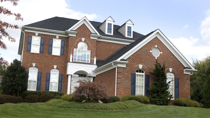 U.S. Has Uptick in High-End Single-Family Homes